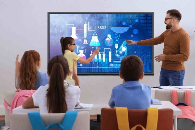 Interactive Learning: Using Interactive Flat Panels for Student Collaboration